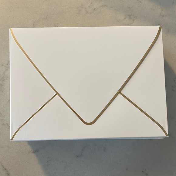 WHITE AND GOLD A7 WEDDING ENVELOPES - Picture 3 of 3